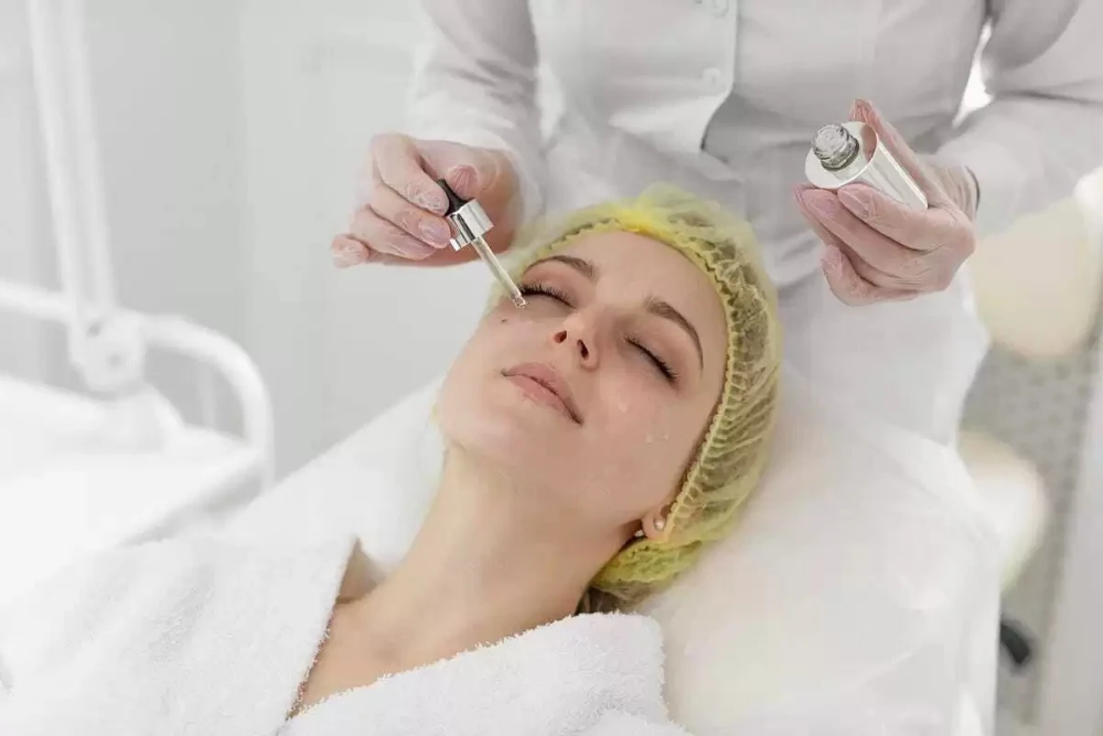 IV Skin Brightening Therapy
